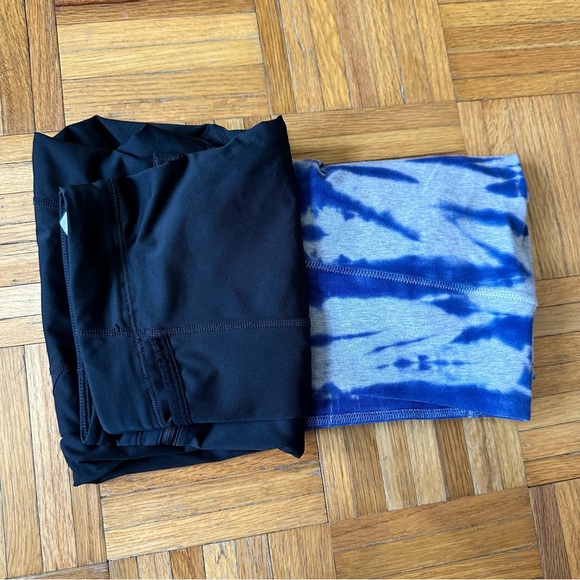 Nike Bundle Of 2 Capri Legging Blue & Black Size Medium - Picture 6 of 6